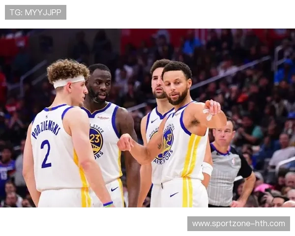 足球巨星与篮球巨星跨界同场竞技上演巅峰对决精彩纷呈